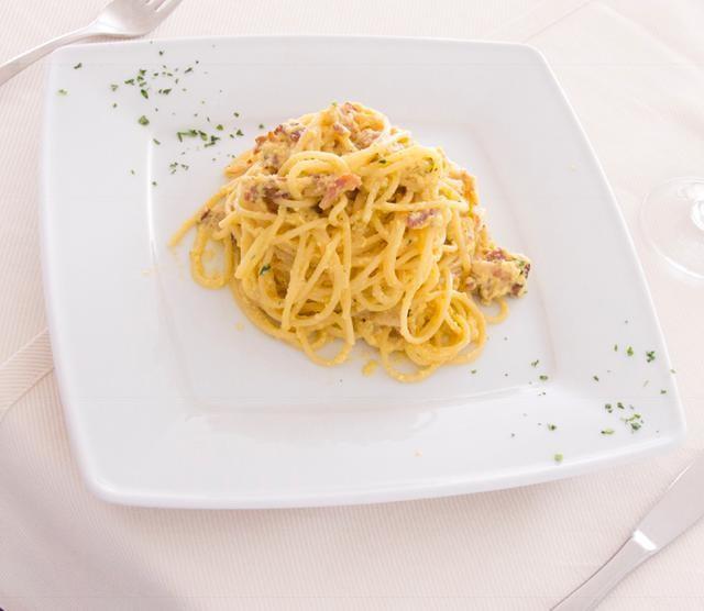 Hotel Ristorante Sbranetta Роццано Екстер'єр фото